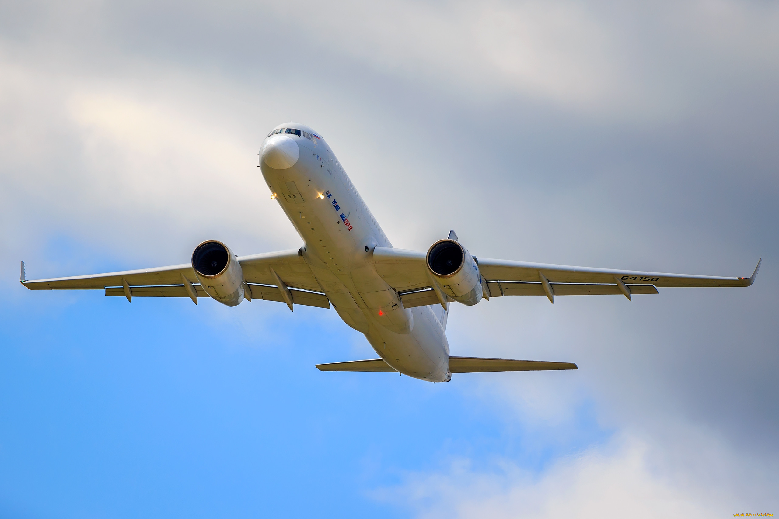 tu-204sm, ,  , , , 